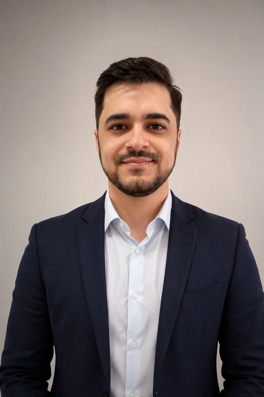 Dr. Vitor Romano